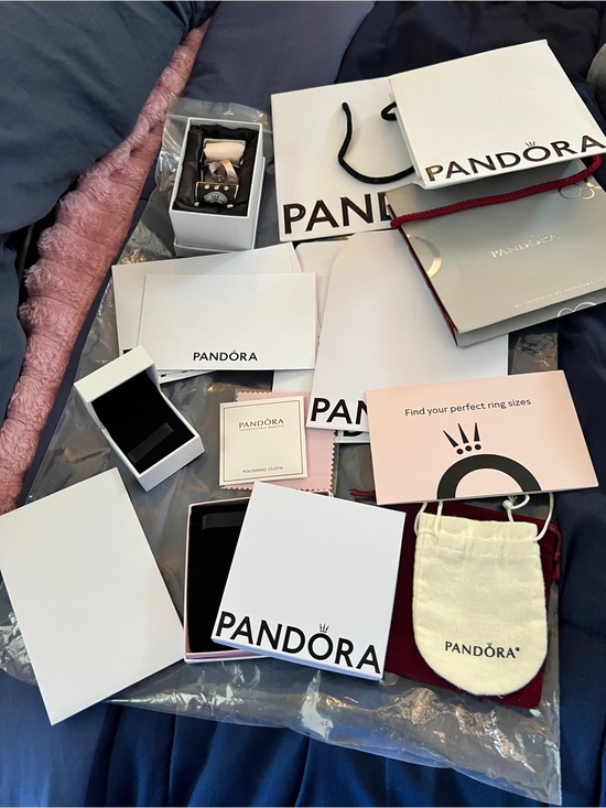 Pandora Accessories - 🎀 Pandora Packing and Supplies Bonus: Ornament 🎀